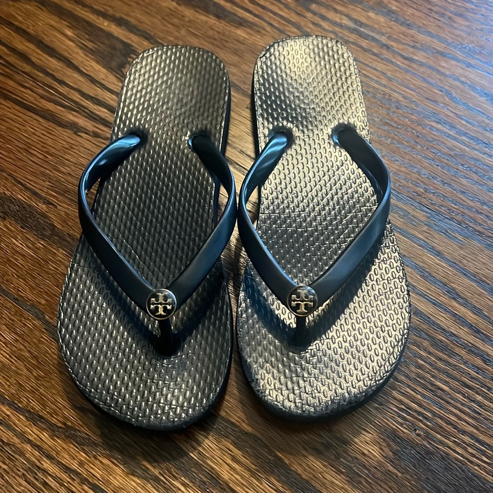 Size 6 black Tory, Burch, flip-flops